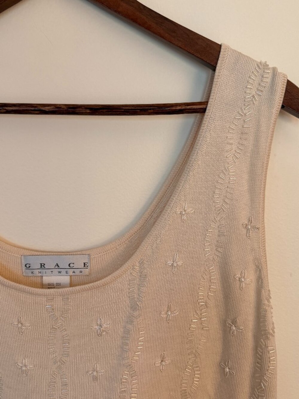 Vintage 100% Silk Knit Cream Tank Top with Beaded Detail, Size L, Excellent Cond